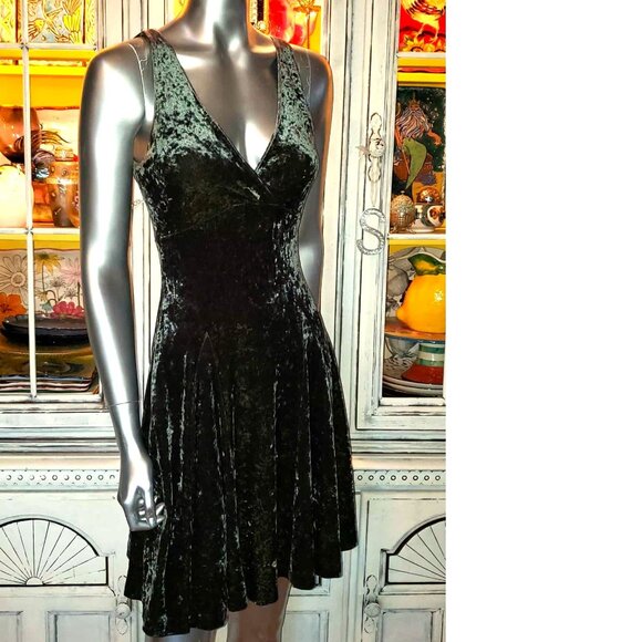 Vintage Betsey Johnson 90s Green Stretch Crushed Velvet Skater Slip Dress Size M - Picture 14 of 15